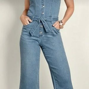 Venus sz4 denim cropped jumpsuit.